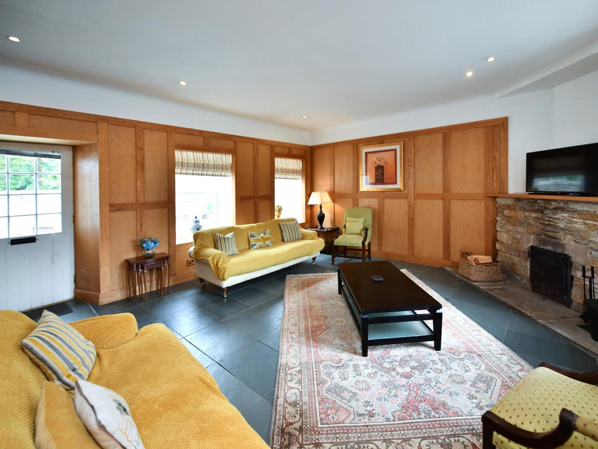 Cloncaird Castle Estate Cottages Maybole Oda fotoğraf